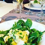 Le Champenois Bed and Breakfast 4*