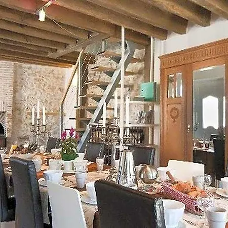 Le Champenois Bed & Breakfast