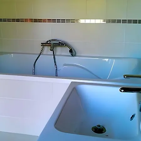 Le Champenois Bed & Breakfast 4*