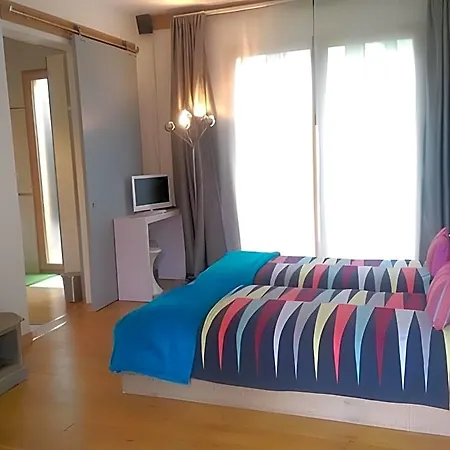 Le Champenois Bed & Breakfast 4*